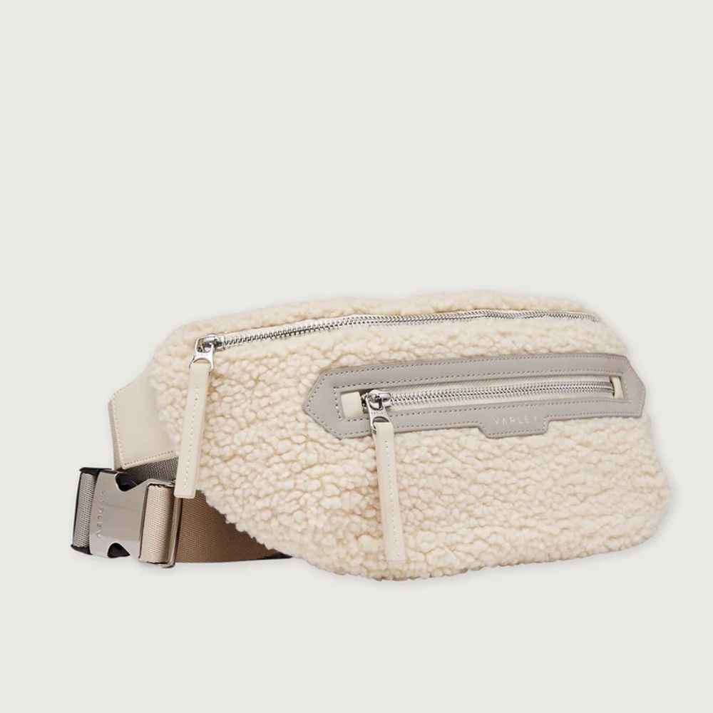 New Varley Kansa cream Sherpa belt bag purse